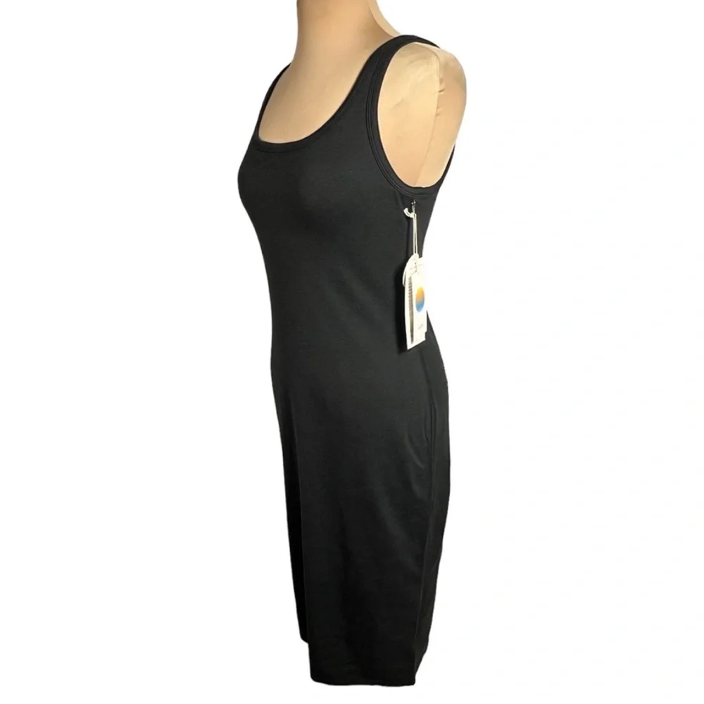 Vuori Halo Essential Dress
Women's DreamKnit Dress HEATHERED BLACK SIZE LARGE - Picture 3 of 13